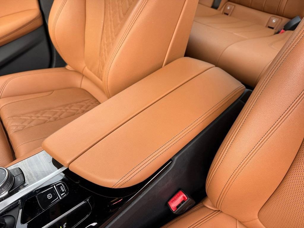 Used 2023 BMW 530i w/ M Sport Package image 25