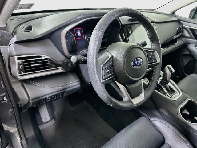 Certified 2025 Subaru Outback Limited AWD/4WD image 11