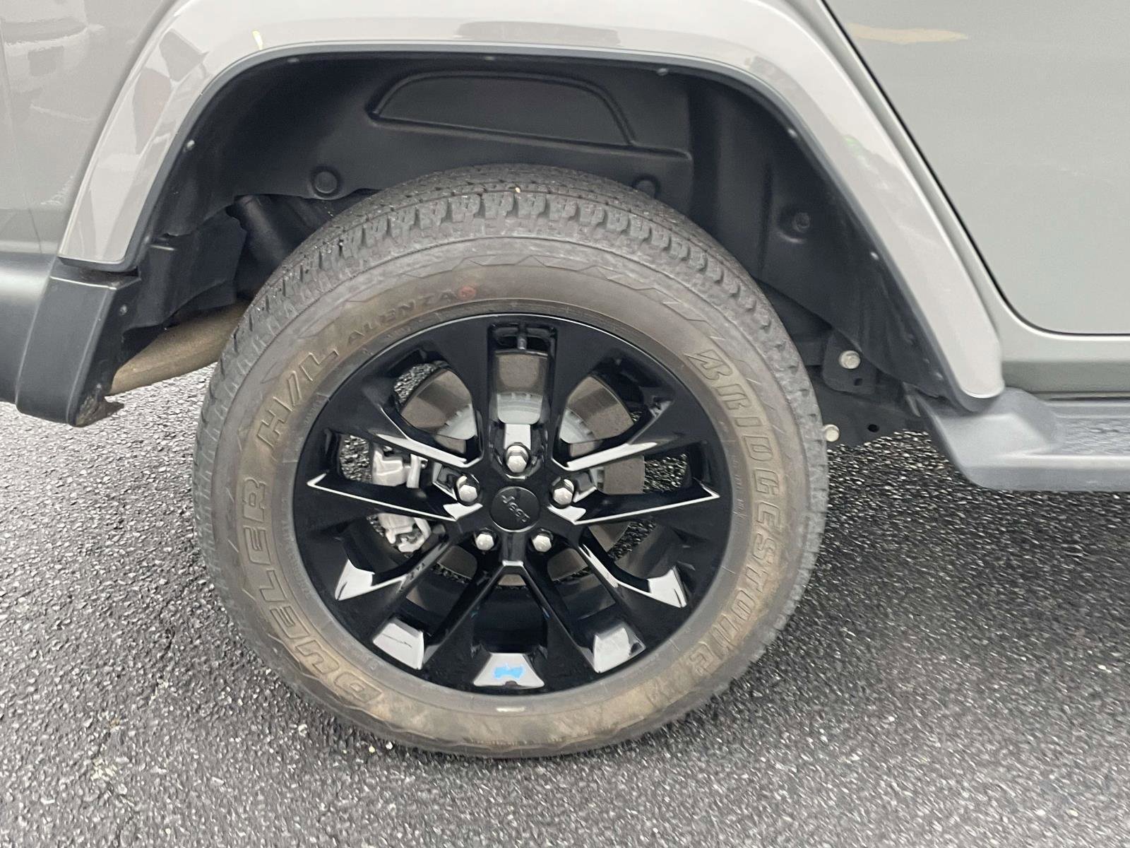 Certified 2023 Jeep Wrangler Sahara w/ Cold Weather Group image 3