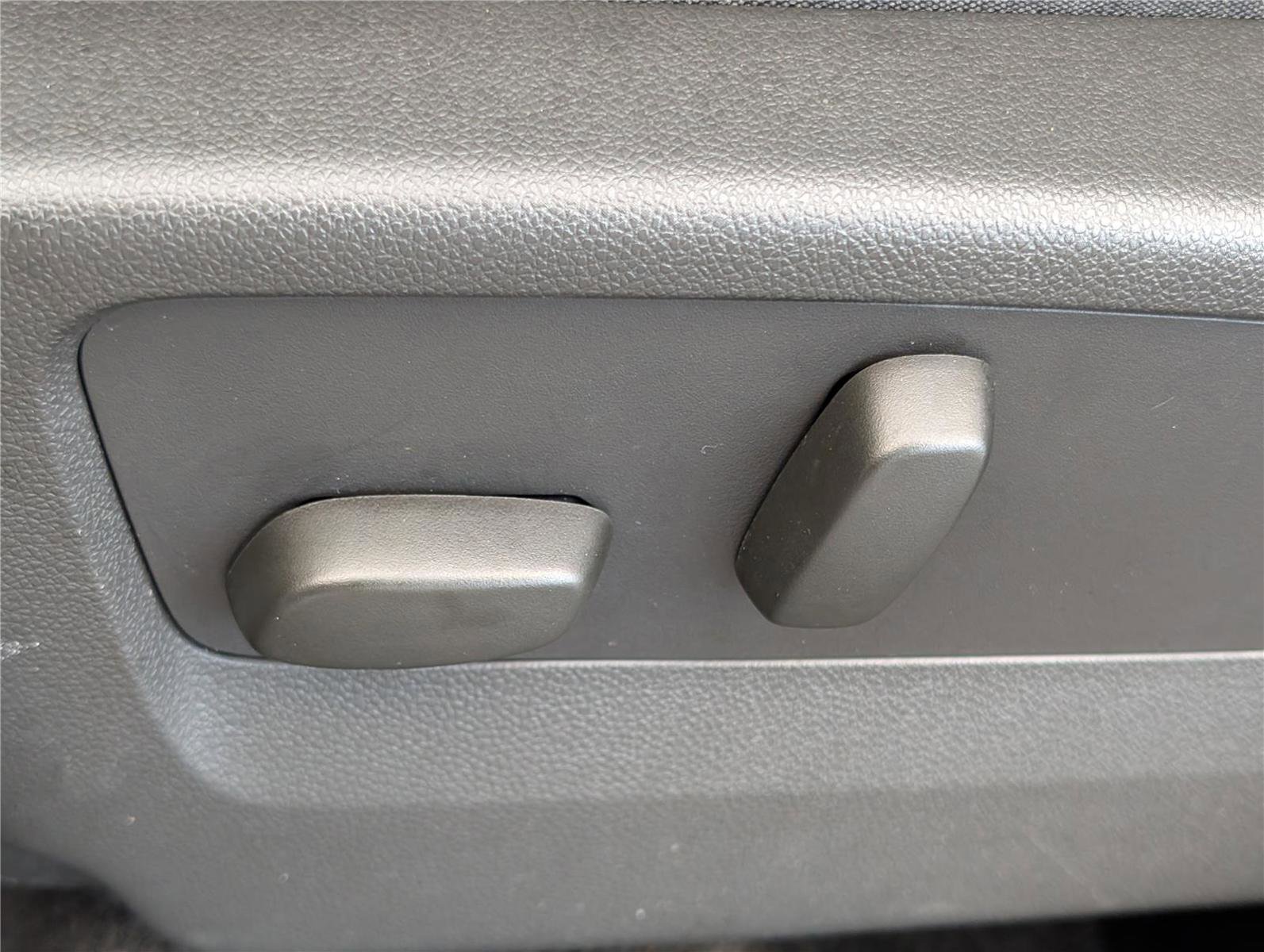 Used 2023 Buick Envision Preferred image 20