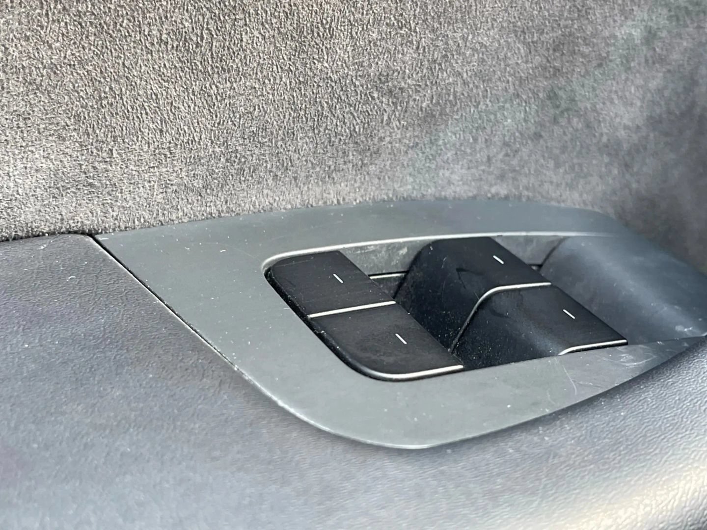 Used 2023 Tesla Model 3 Standard Range RWD image 28