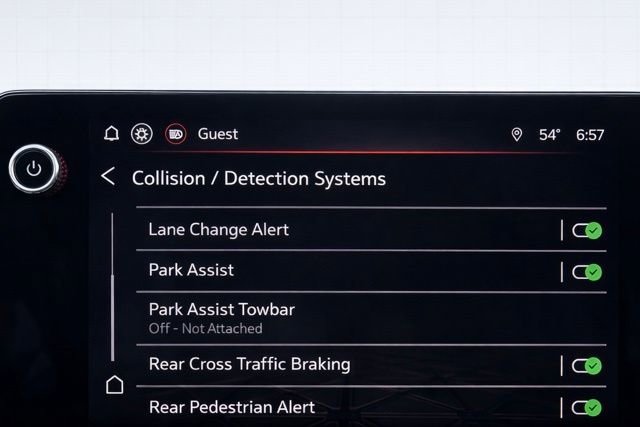 Used 2023 GMC Canyon AT4X image 28