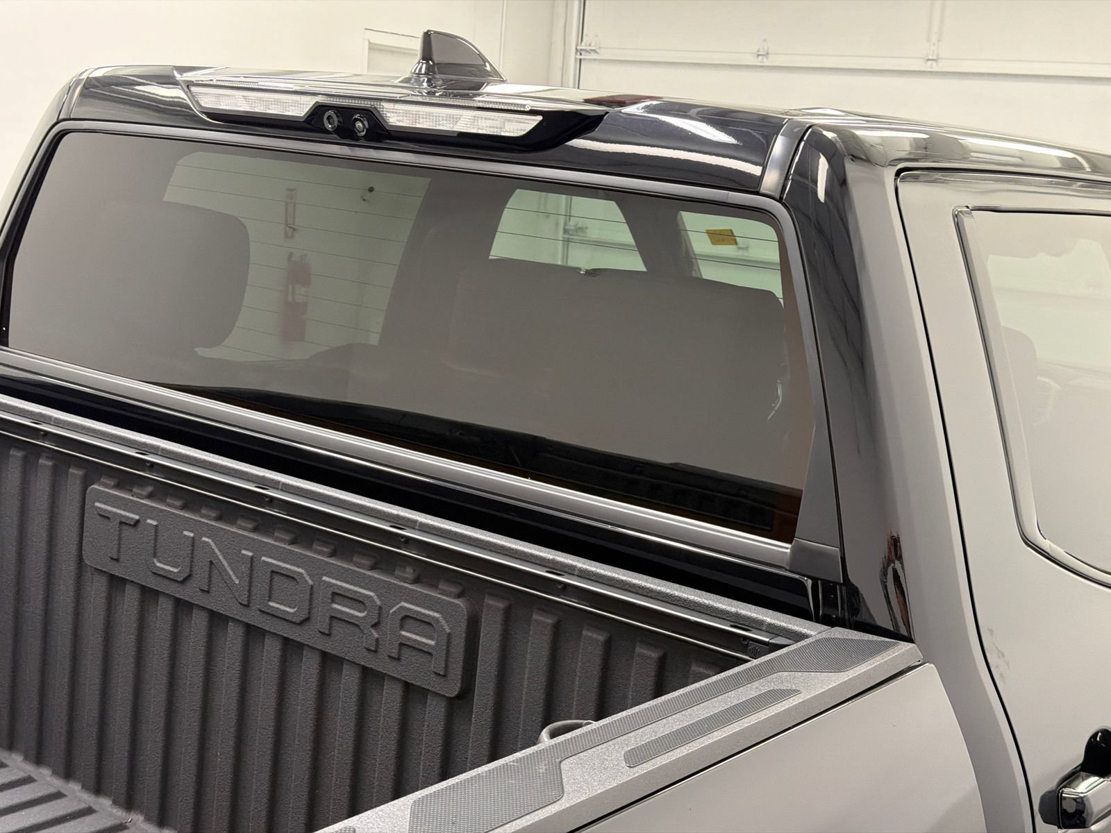 Used 2023 Toyota Tundra Platinum w/ Advanced Package AWD/4WD image 9