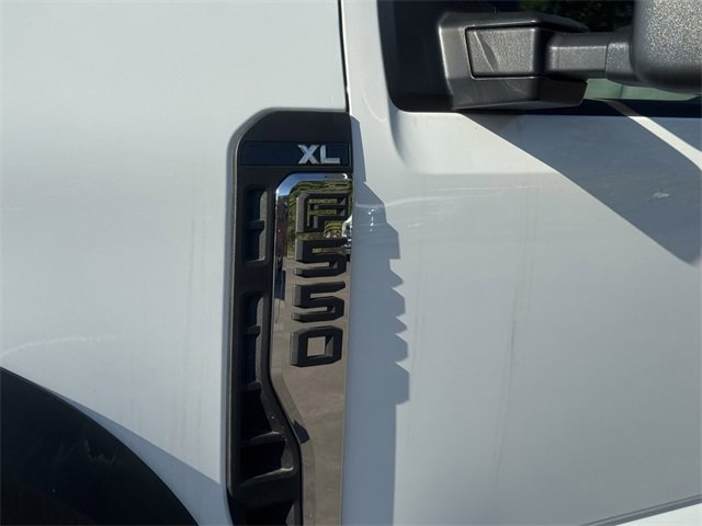 New 2025 Ford F550 4x4 Crew Cab Super Duty w/ XL Chrome Package image 8