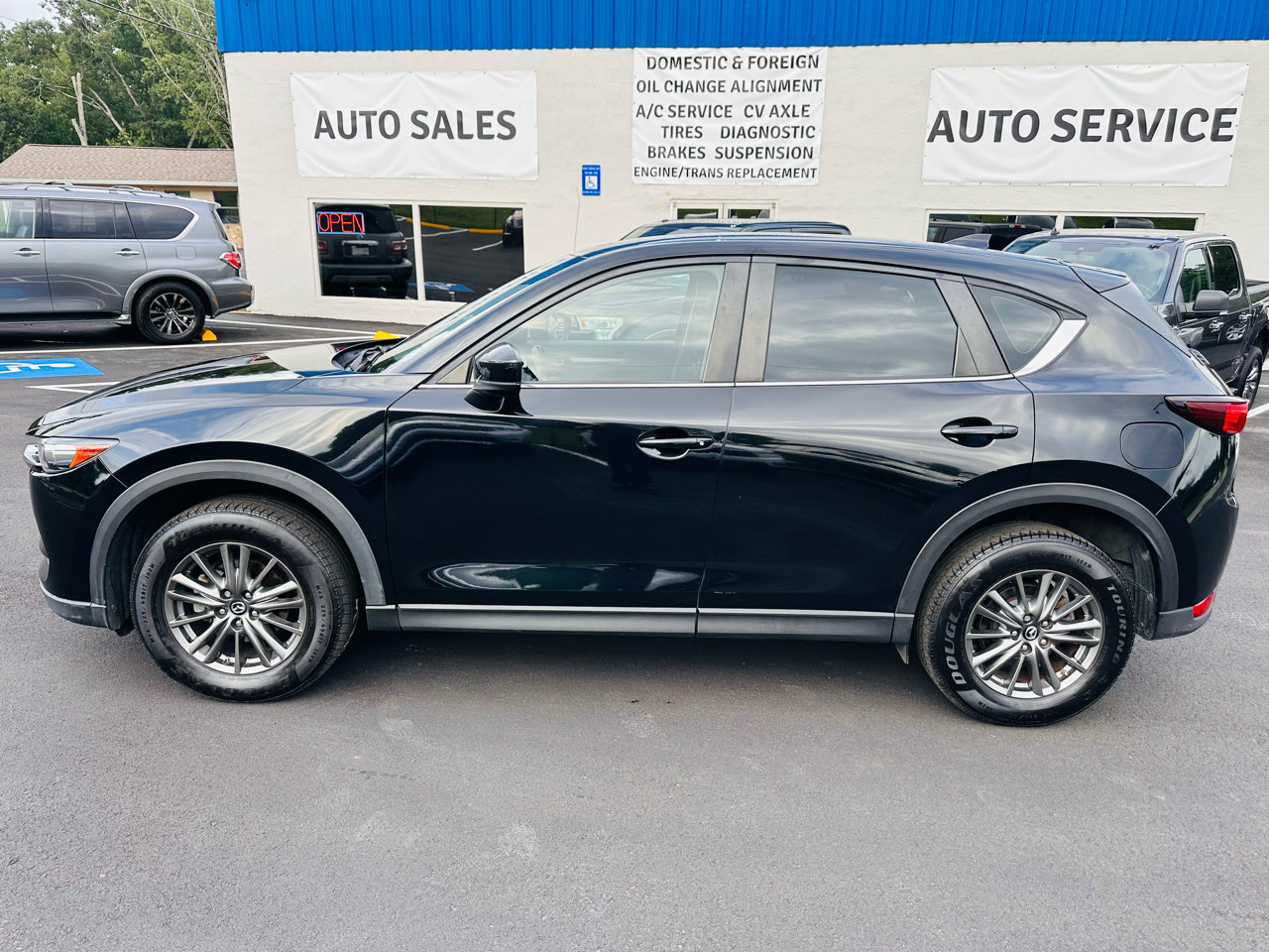 Used 2018 MAZDA CX-5 Sport image 2