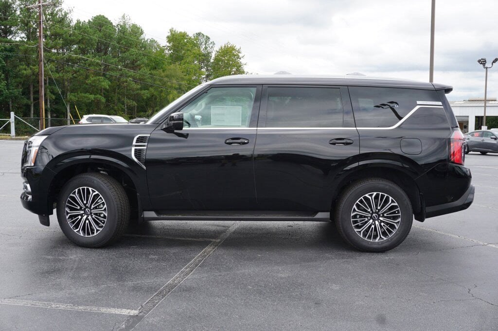 New 2026 Nissan Armada Platinum image 2