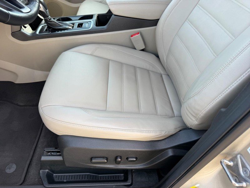 Used 2018 Ford Escape SEL FWD image 19