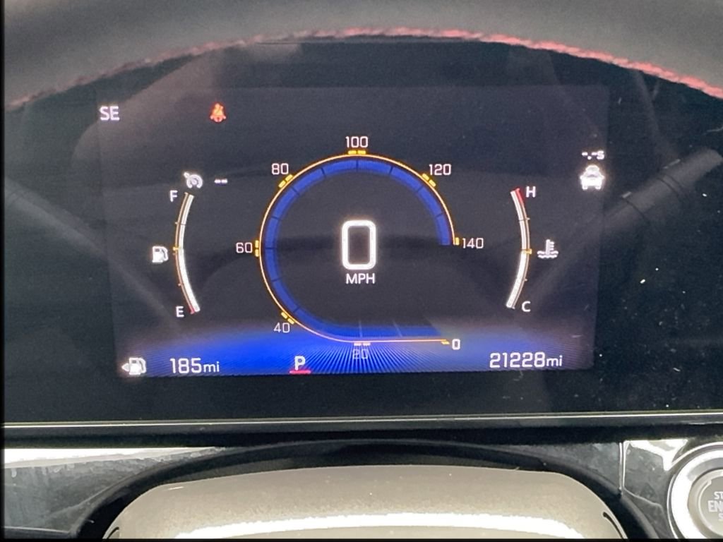 Used 2025 Chevrolet Trax RS w/ Sunroof Package image 46