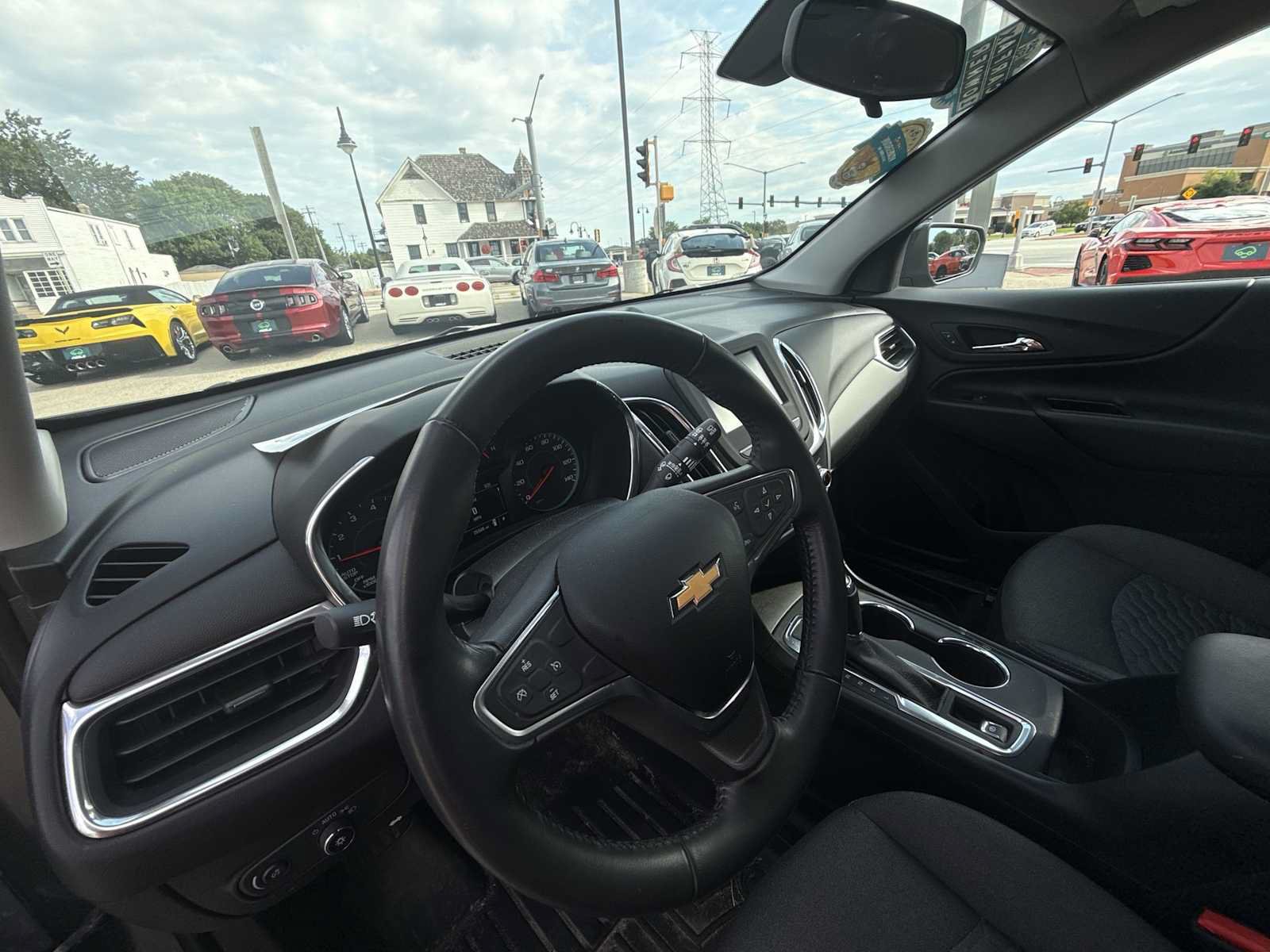 Certified 2018 Chevrolet Equinox LT AWD/4WD image 10
