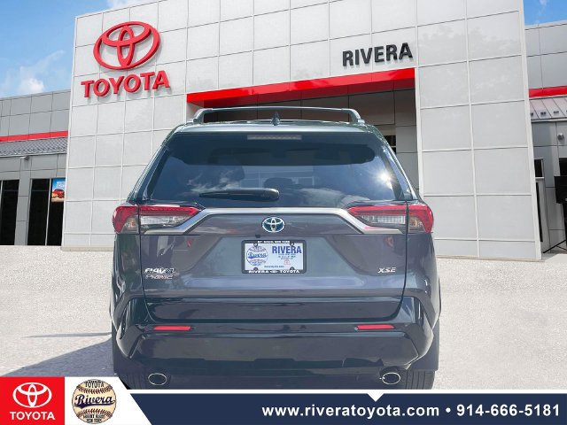 Used 2024 Toyota RAV4 XSE w/ Weather Package AWD/4WD image 8