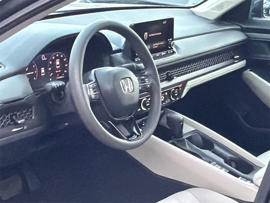 Used 2024 Honda Accord EX image 13