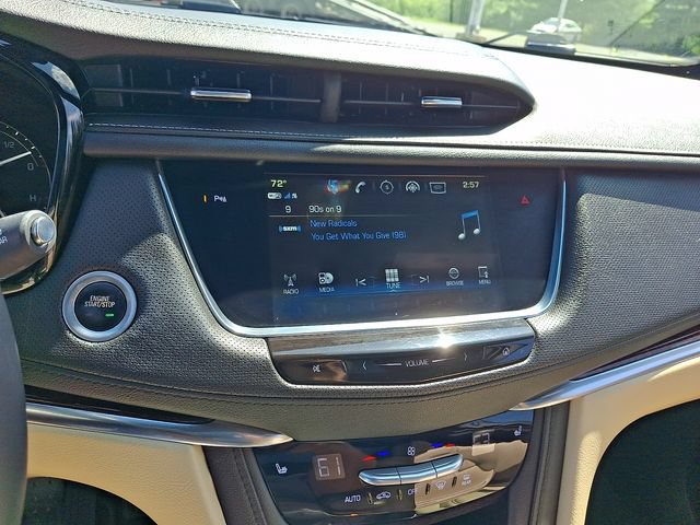 Certified 2018 Cadillac XT5 Luxury w/ Driver Awareness Package AWD/4WD image 17