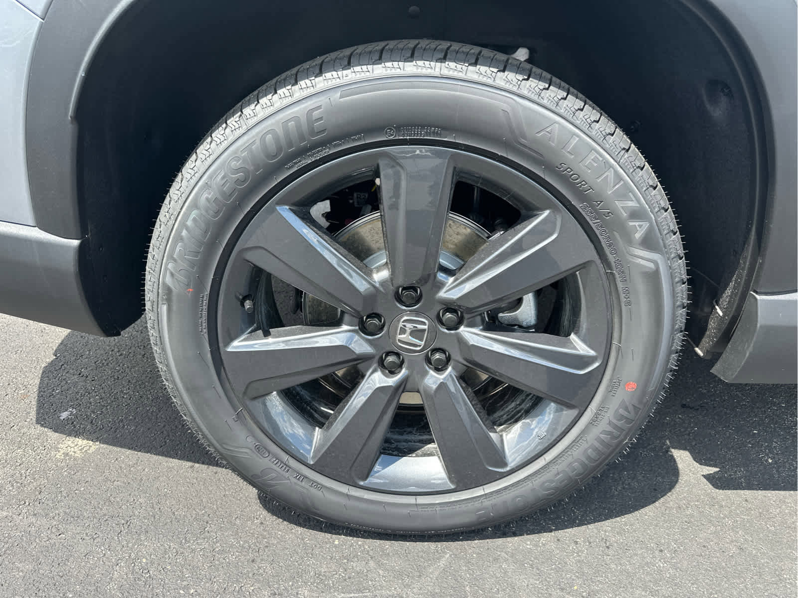 New 2026 Honda Pilot Sport image 9
