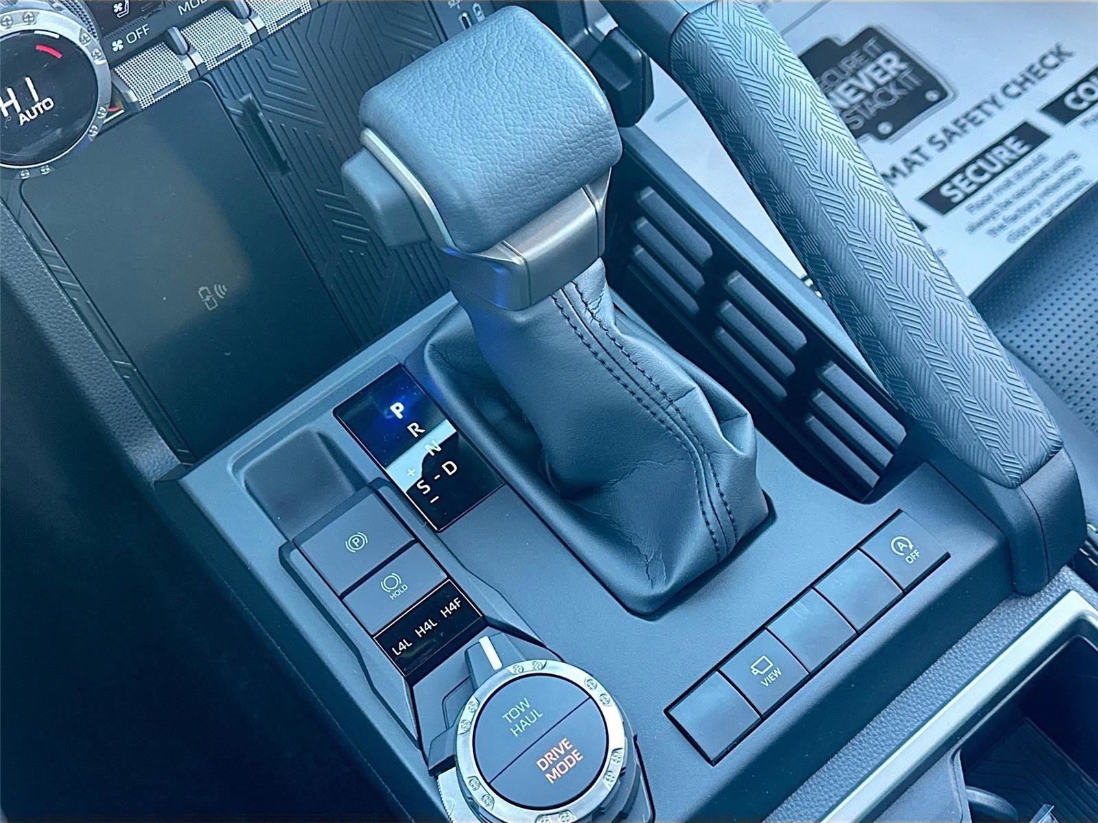 New 2026 Toyota 4Runner Limited image 17