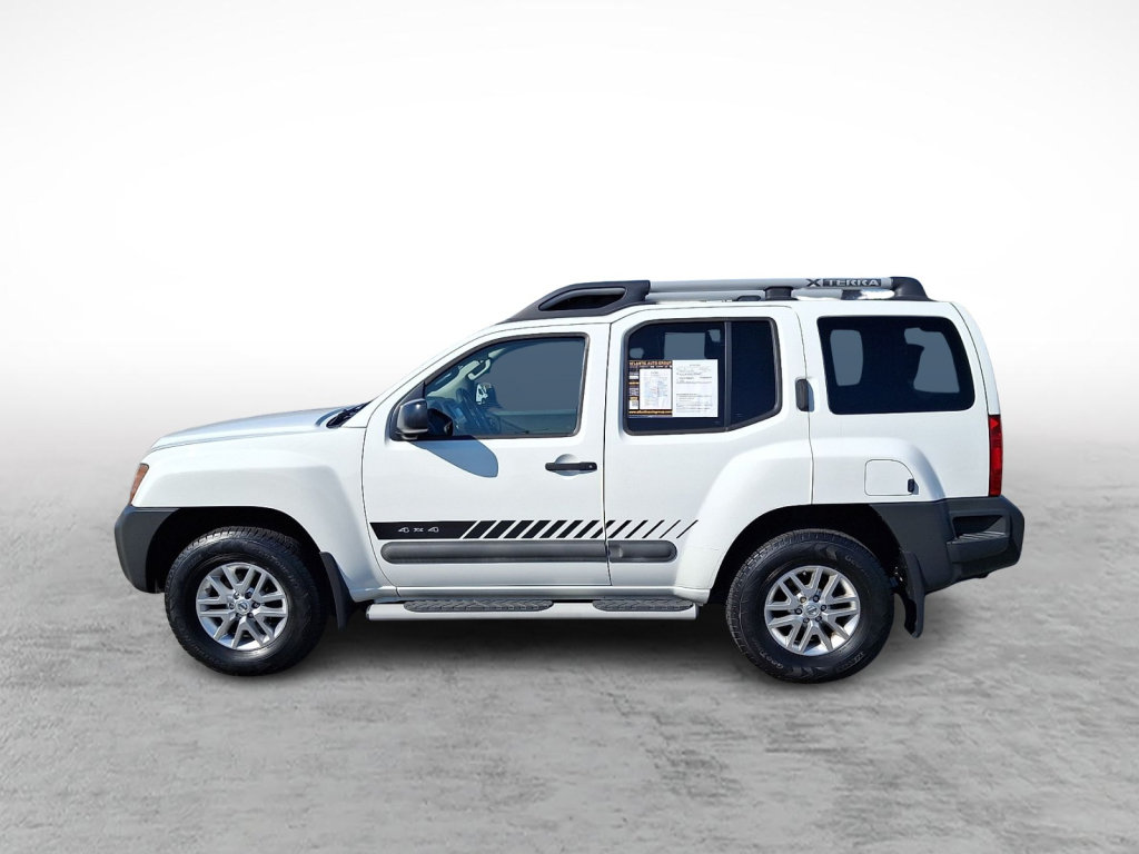 Used 2014 Nissan Xterra S AWD/4WD image 2