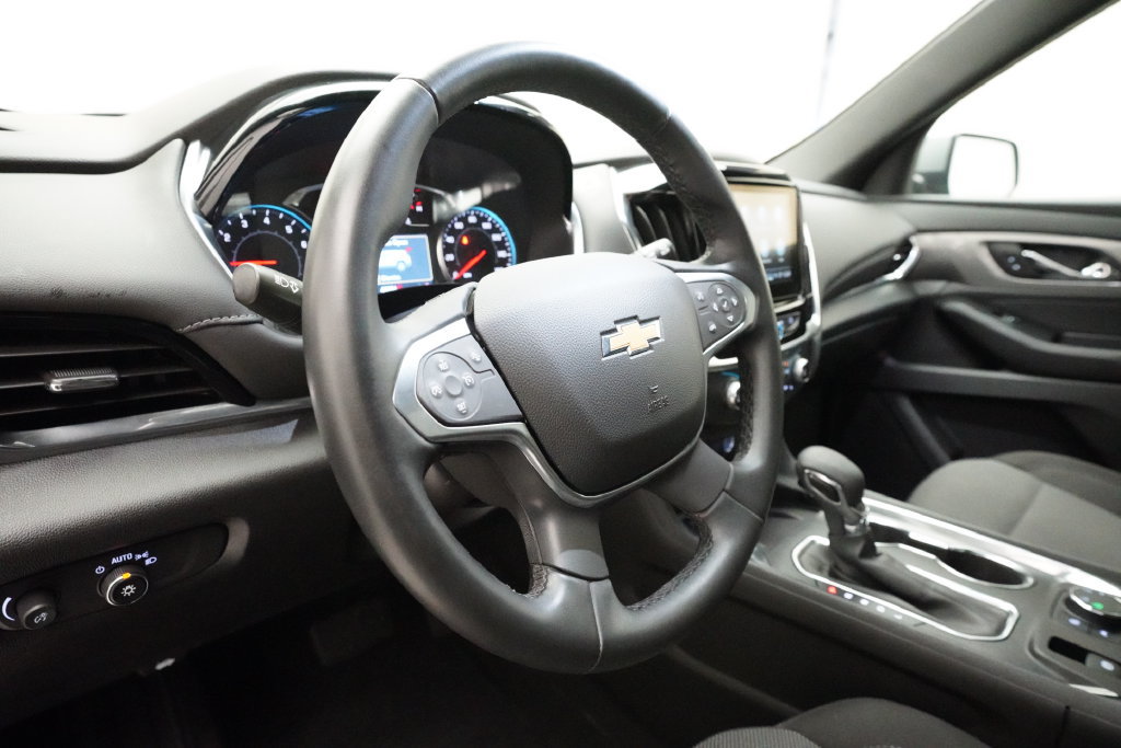 Used 2023 Chevrolet Traverse LT w/ LPO, Floor Liner Package AWD/4WD image 8