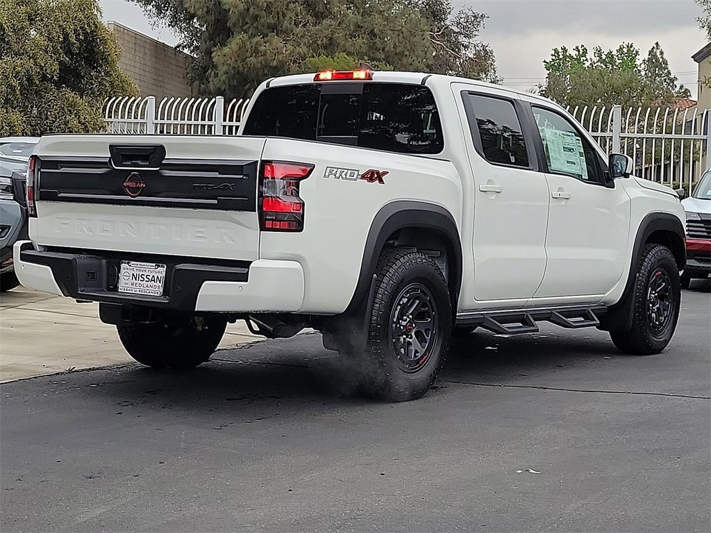 New 2025 Nissan Frontier PRO-4X w/ Pro Premium Package image 2