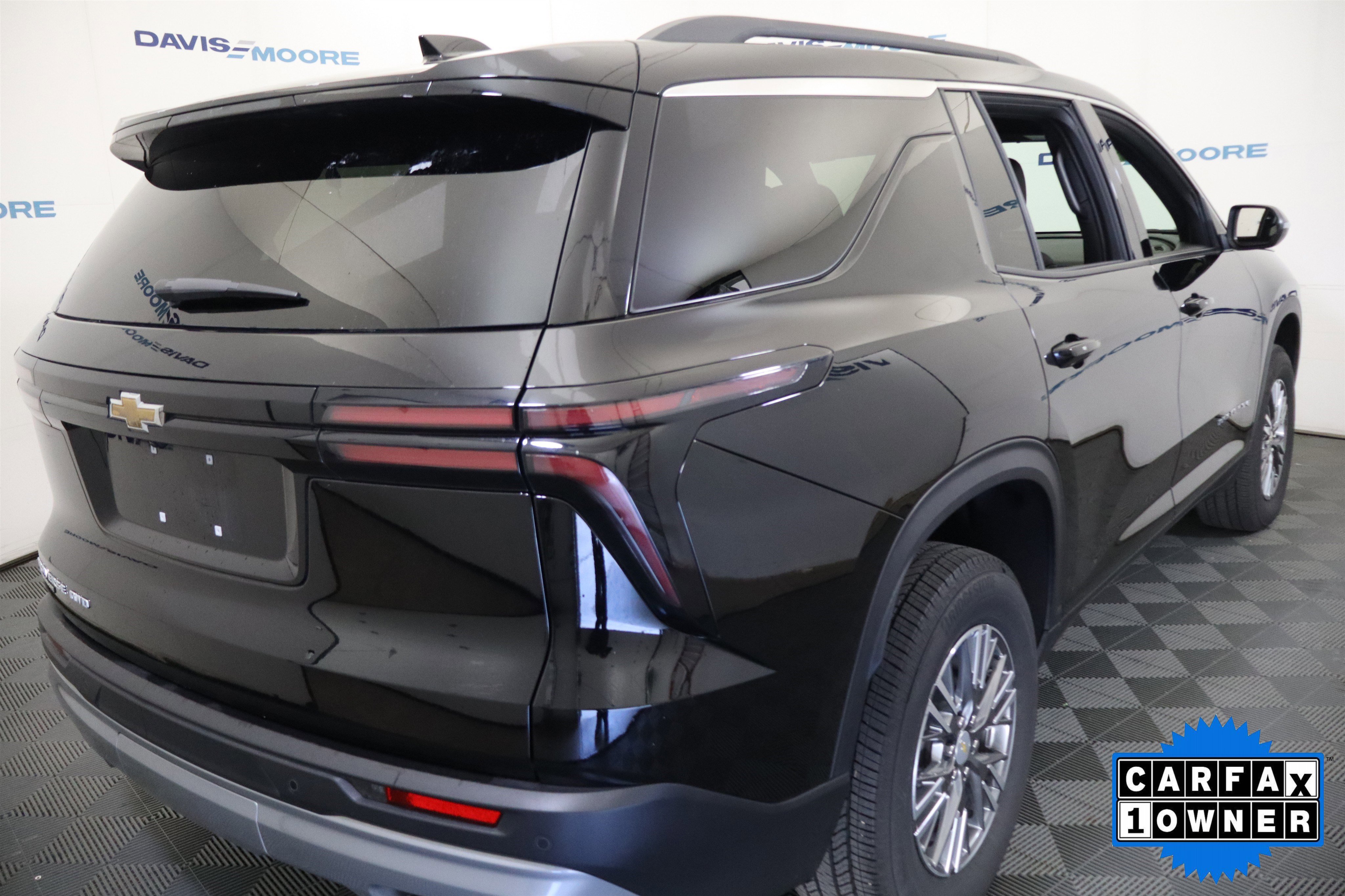 Used 2026 Chevrolet Traverse LT AWD/4WD image 6