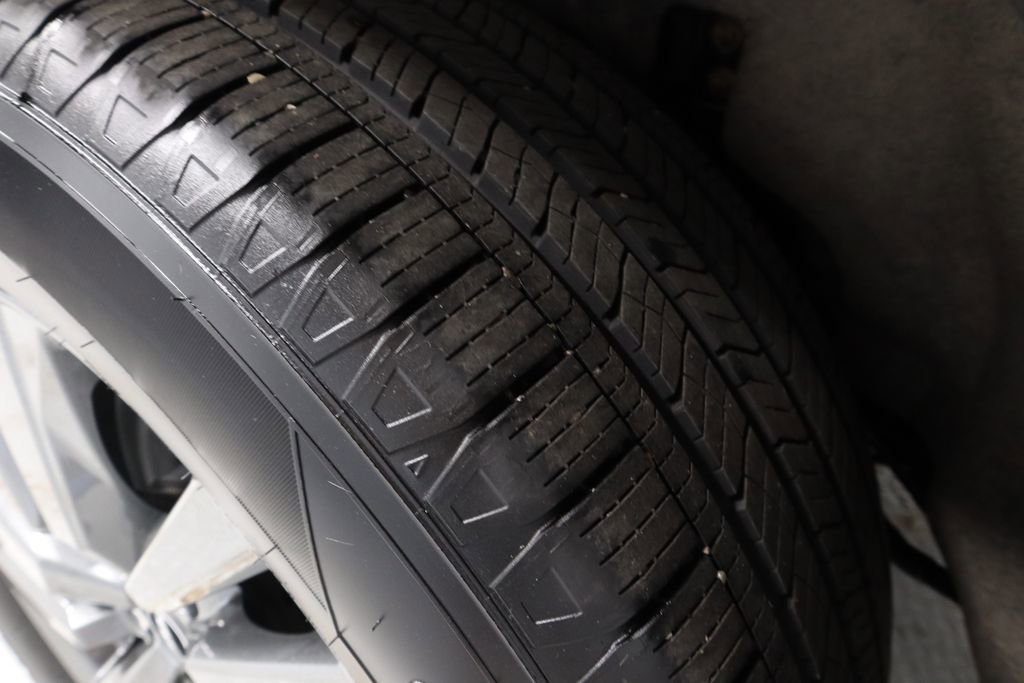 Certified 2023 Nissan Pathfinder SV w/ SV Black Package image 20