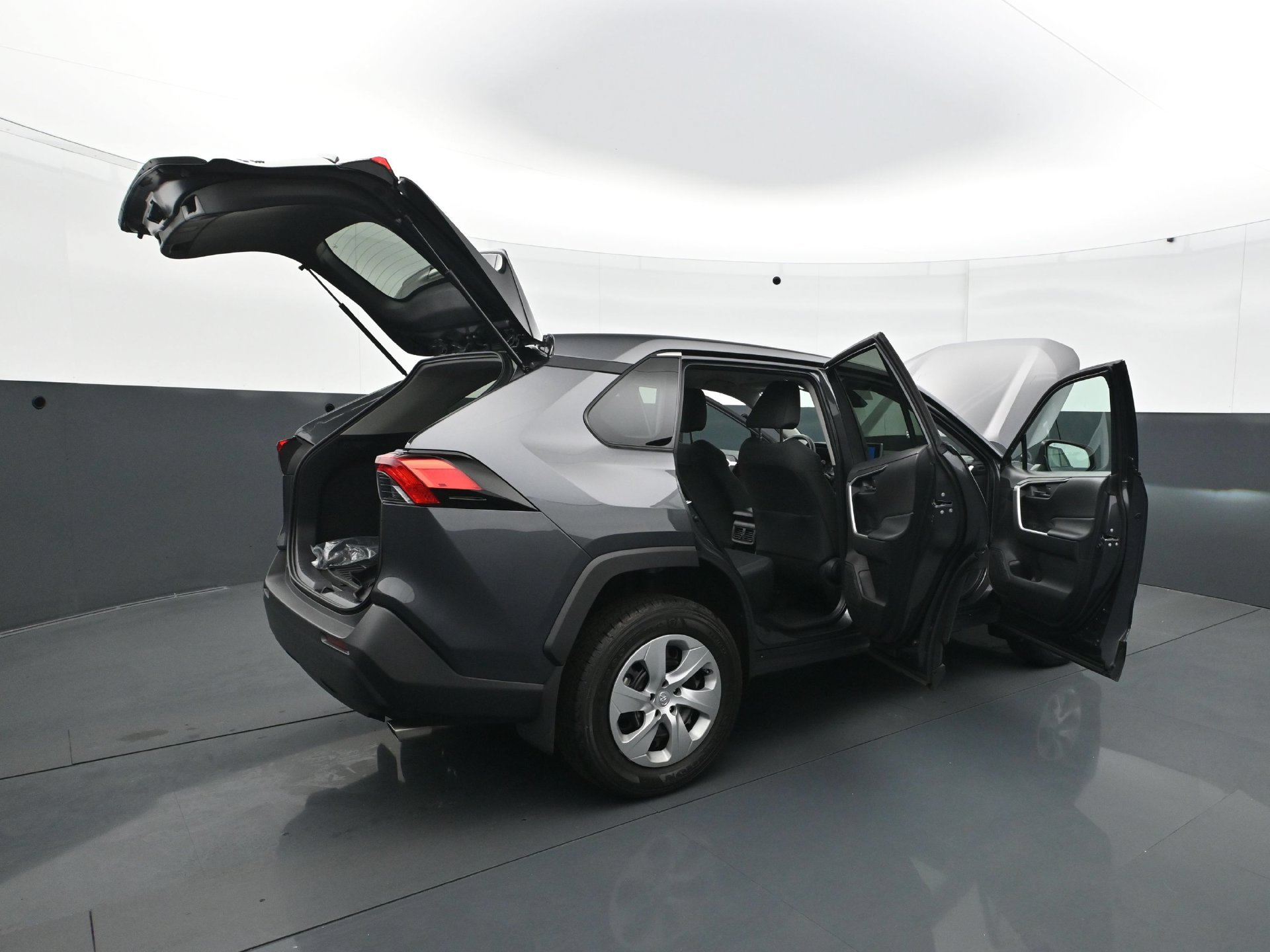Used 2024 Toyota RAV4 LE AWD/4WD image 34
