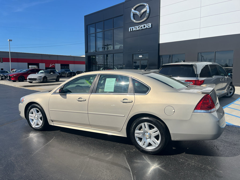 Used 2011 Chevrolet Impala LT w/ Luxury Edition Package FWD image 3