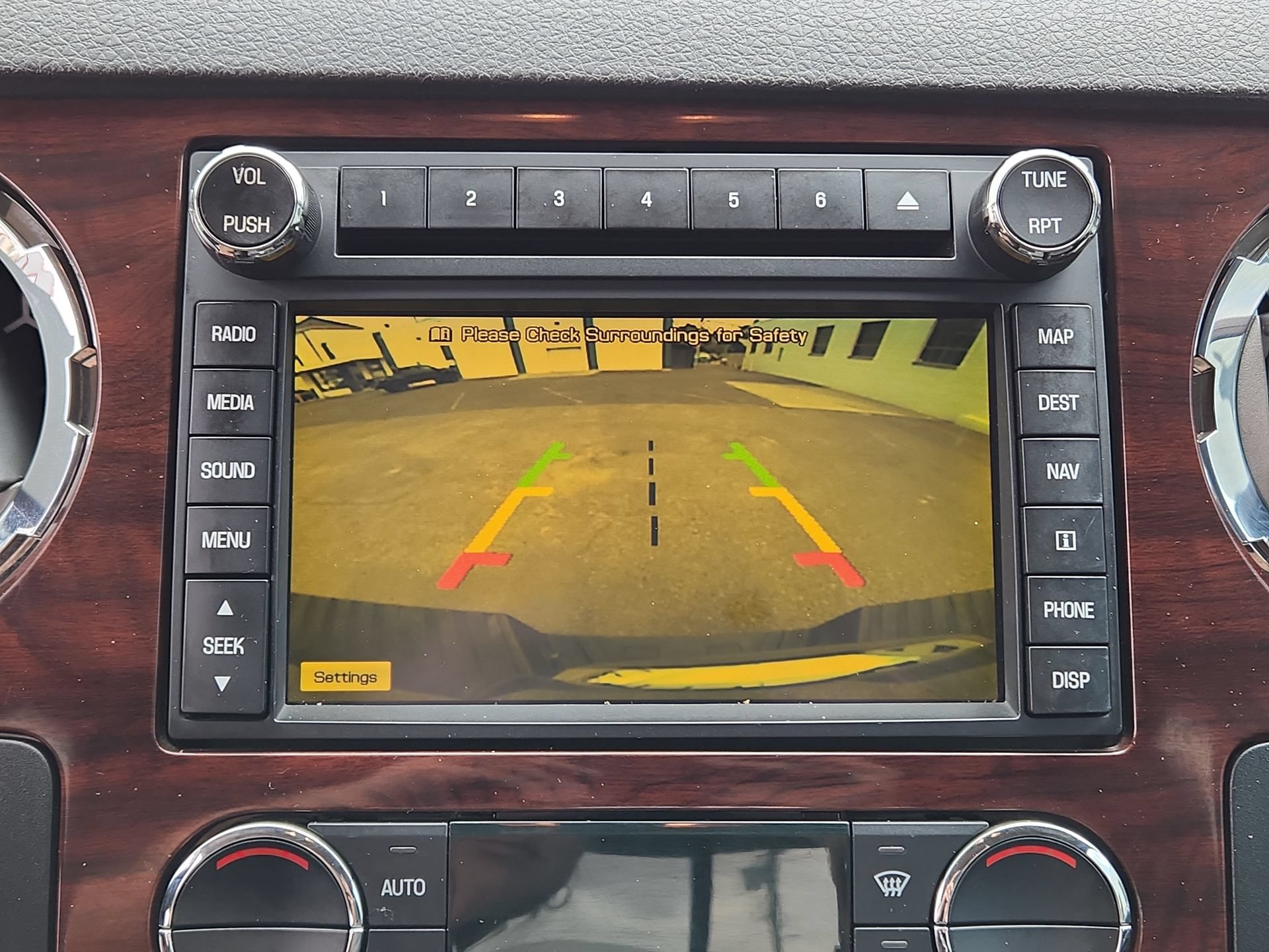 Used 2010 Ford F250 Lariat AWD/4WD image 24