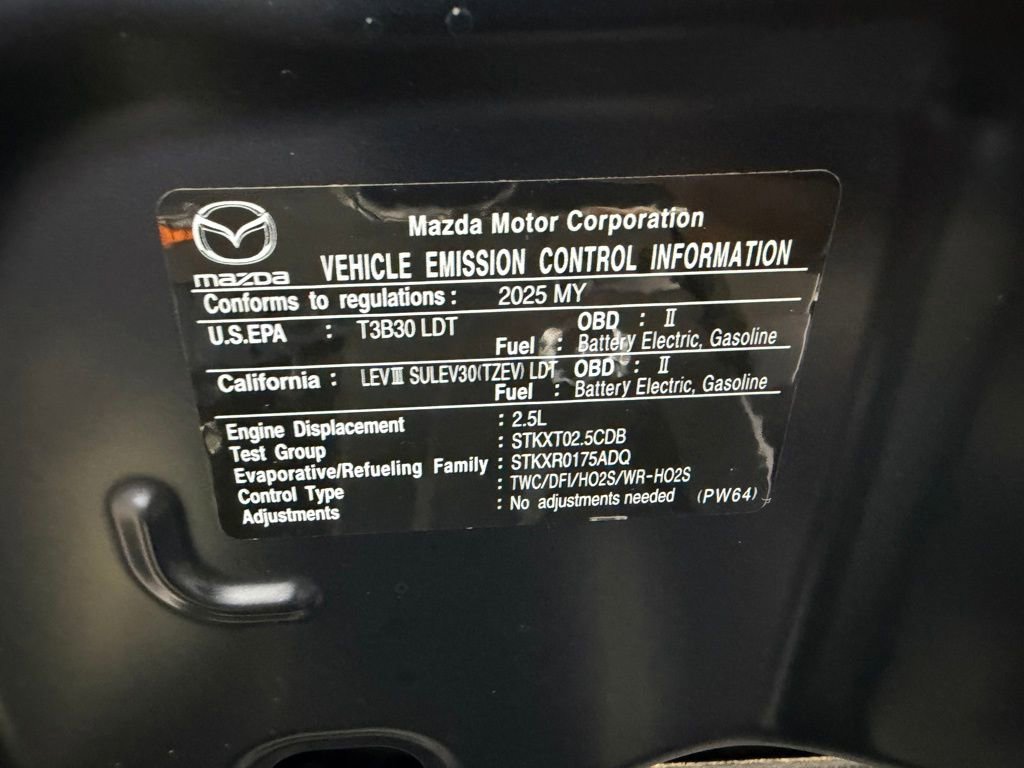 Used 2025 MAZDA CX-90 Plug-In Hybrid w/Premium Sport image 35