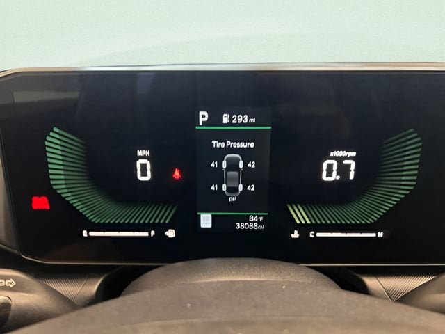 Used 2025 Kia K4 FWD image 20