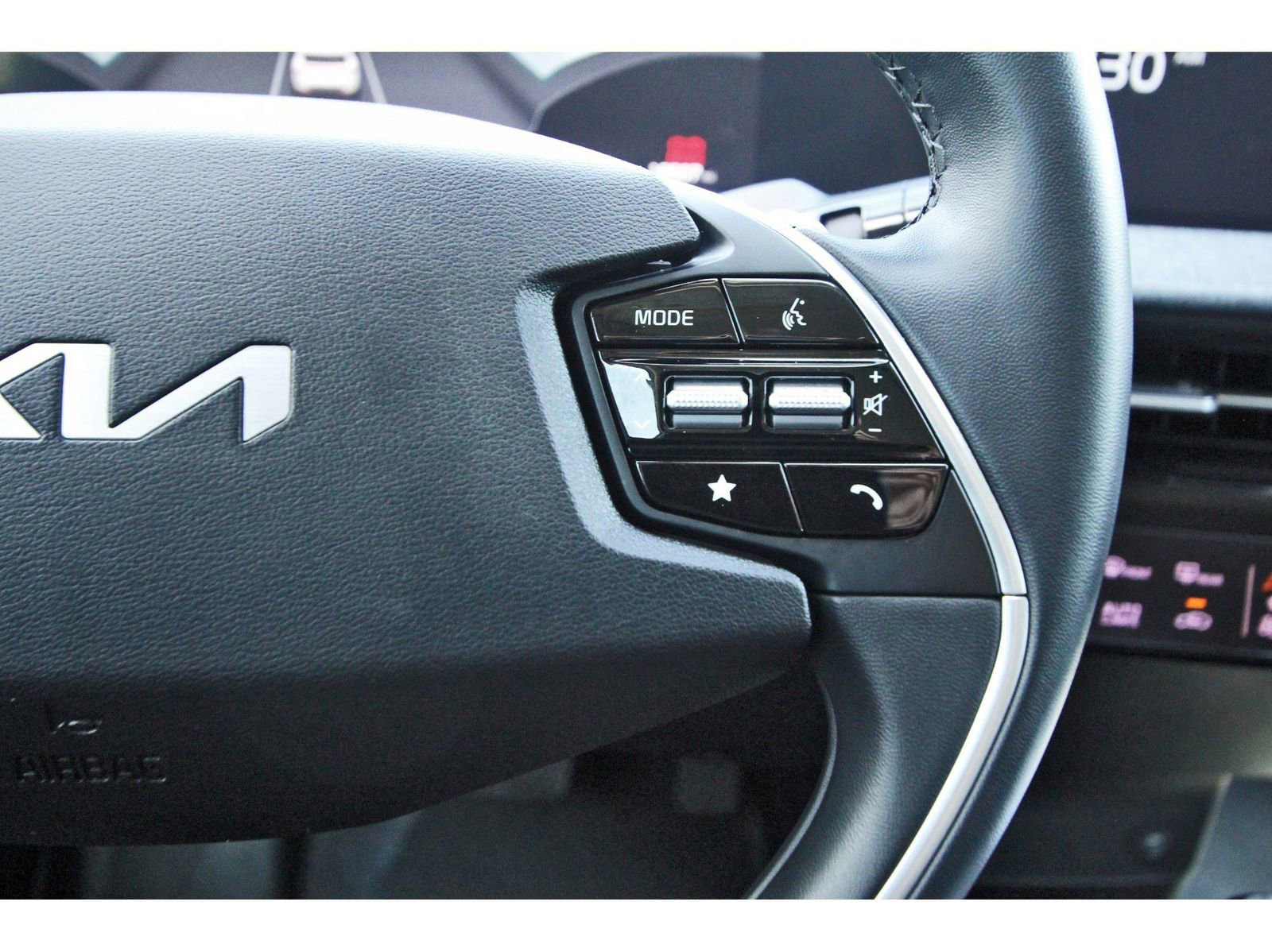 Used 2022 Kia EV6 Wind image 18