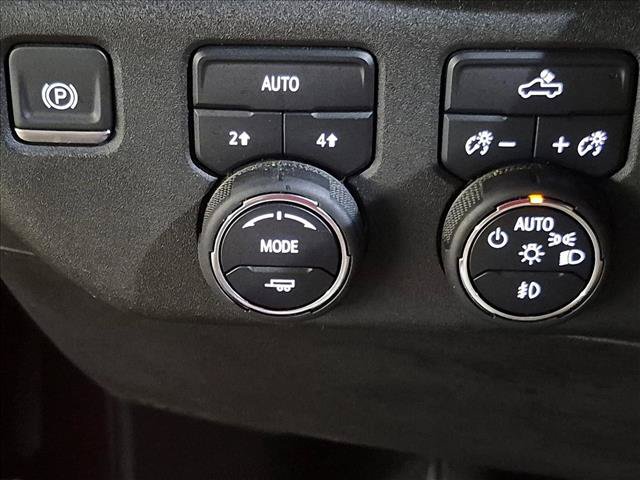 Used 2025 Chevrolet Silverado 1500 RST w/ LPO, Dark Essentials Package AWD/4WD image 15