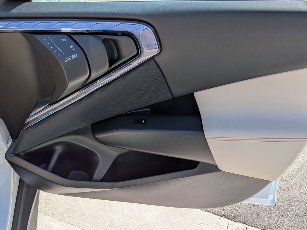 Used 2025 BMW X3 xDrive30i w/ Premium Package image 15