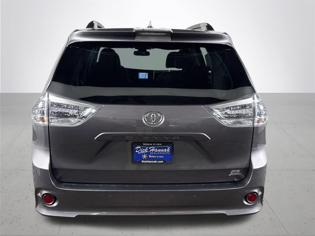Used 2020 Toyota Sienna SE w/ SE Preferred Package AWD/4WD image 7