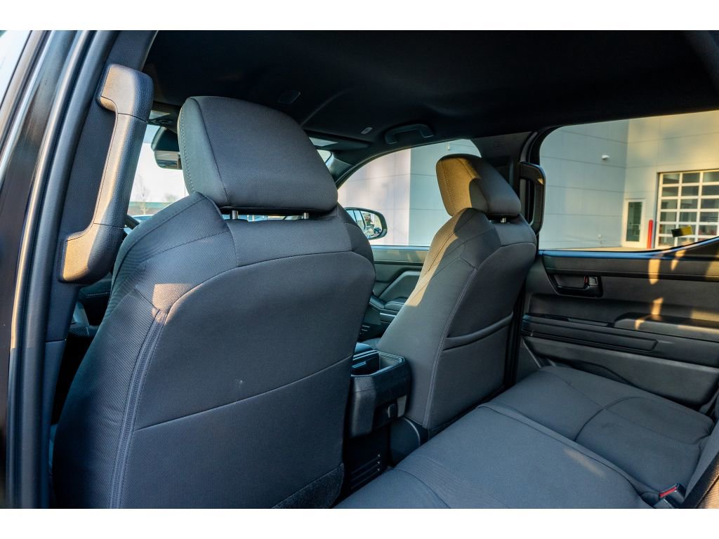 Certified 2025 Toyota Tacoma SR5 AWD/4WD image 11