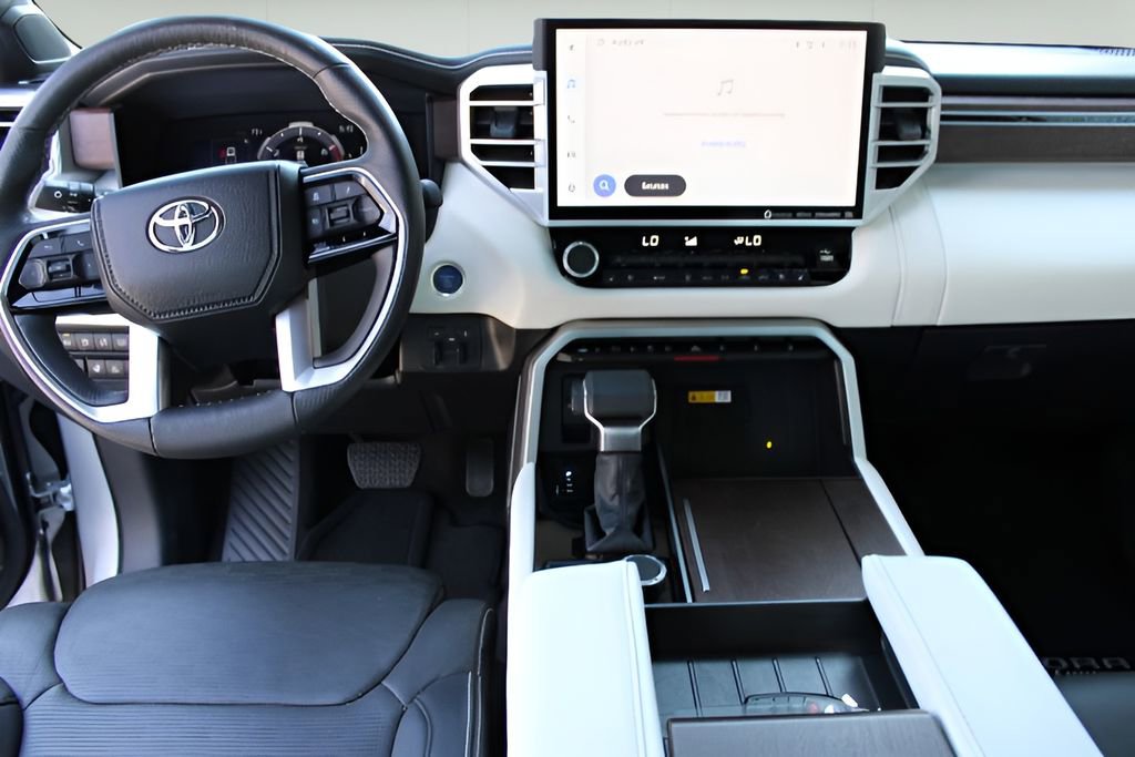 Used 2024 Toyota Tundra Capstone AWD/4WD image 9