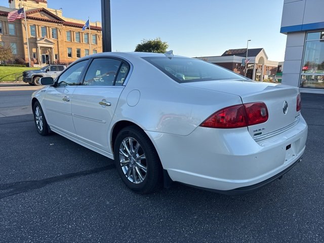 Used 2011 Buick Lucerne CXL image 3