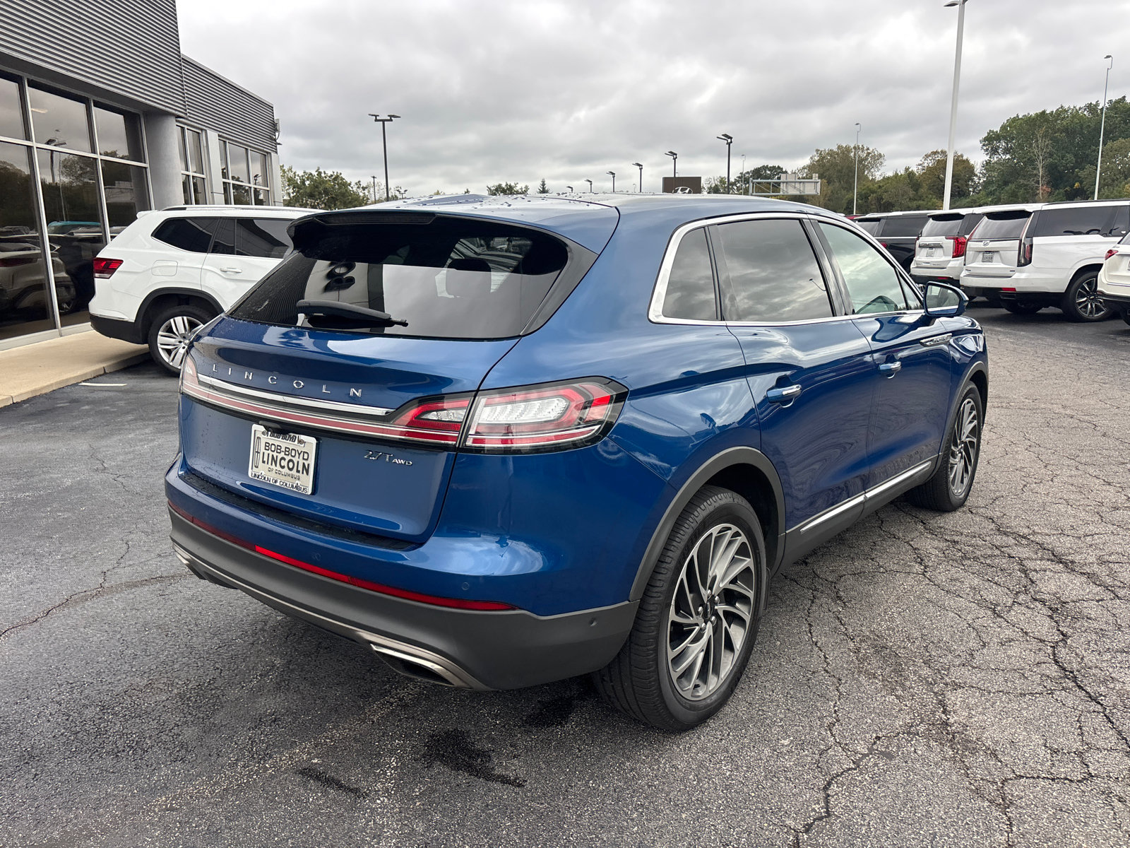 Used 2020 Lincoln Nautilus Reserve w/ Equipment Group 201A AWD/4WD image 7