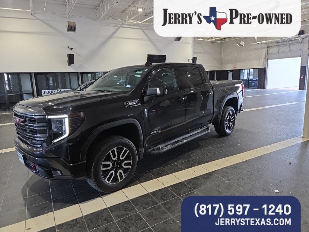 Used 2023 GMC Sierra 1500 AT4 w/ AT4 Preferred Package AWD/4WD image 1