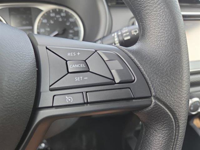 New 2025 Nissan Kicks Play S image 44