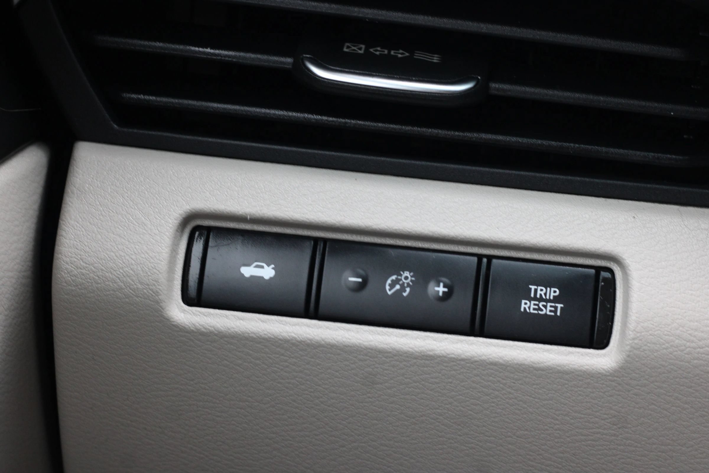 Used 2021 Nissan Altima 2.5 SV FWD image 21