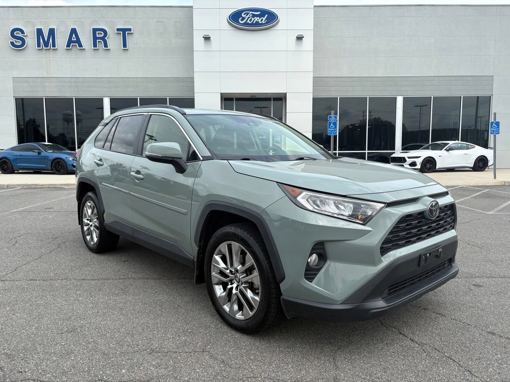 Used 2019 Toyota RAV4 XLE Premium AWD/4WD image 1