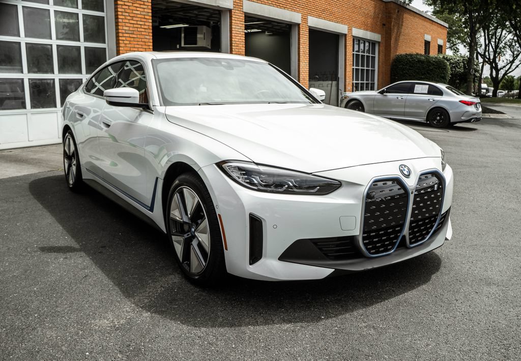 Used 2023 BMW i4 eDrive35 w/ Premium Package RWD image 5