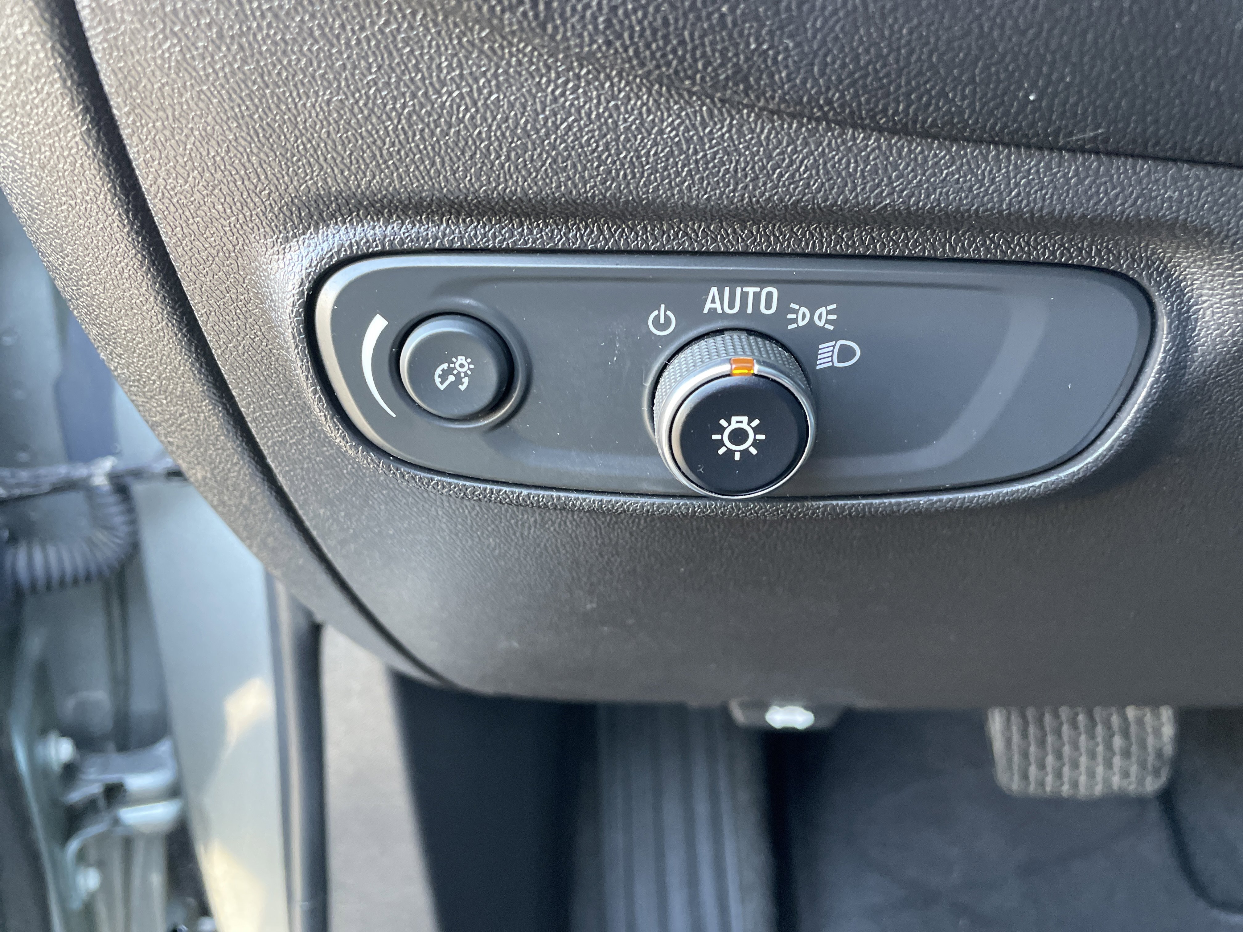 Certified 2024 Chevrolet Equinox LT image 29