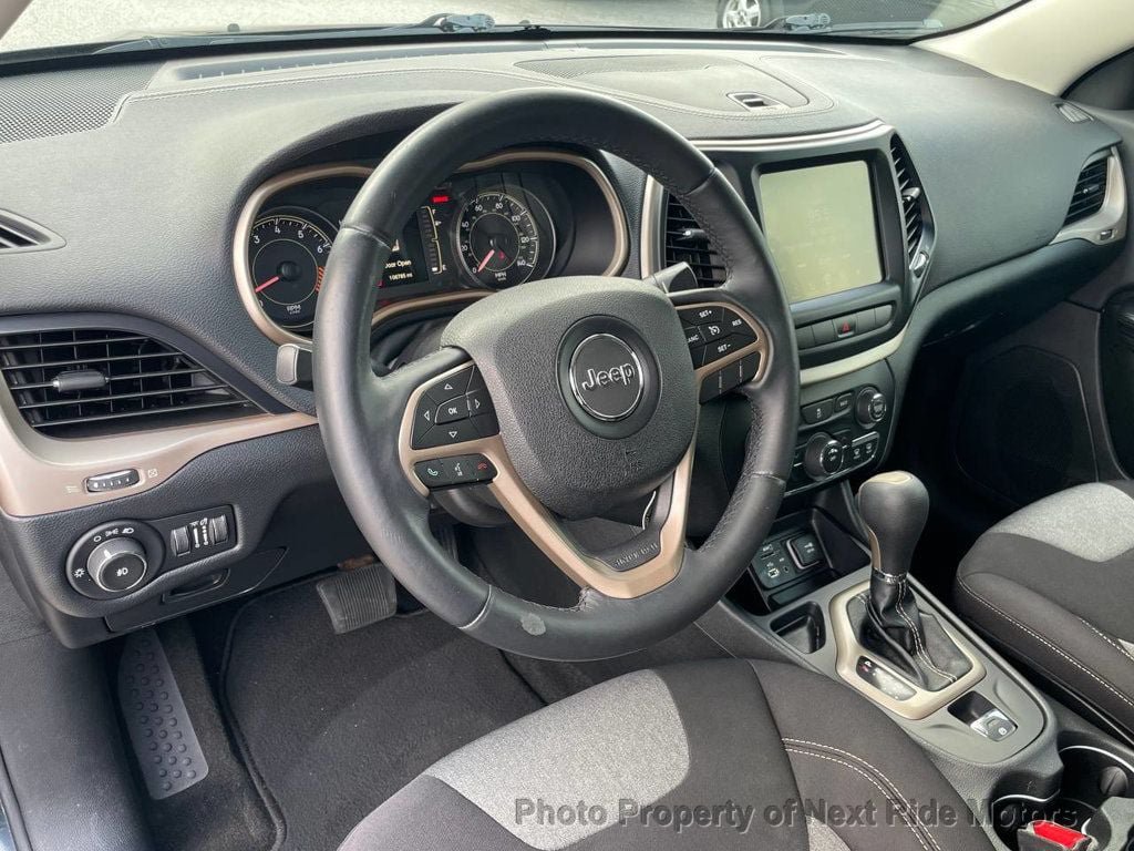 Used 2014 Jeep Cherokee Latitude FWD image 15