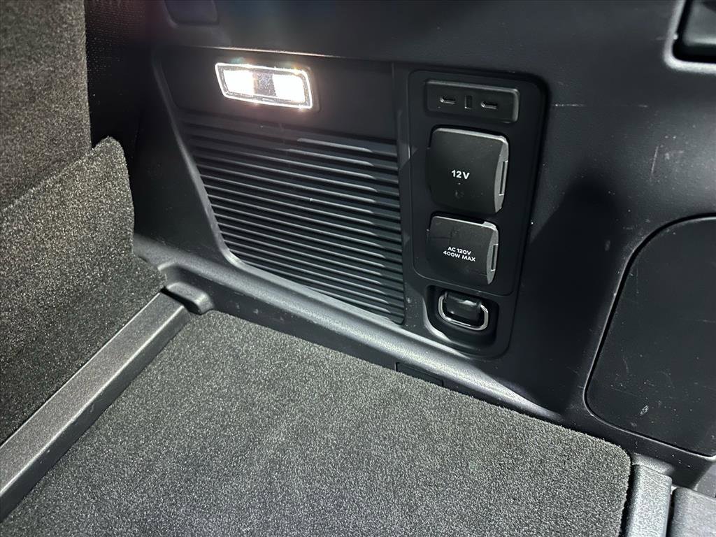 Certified 2025 Ford Expedition Active image 31