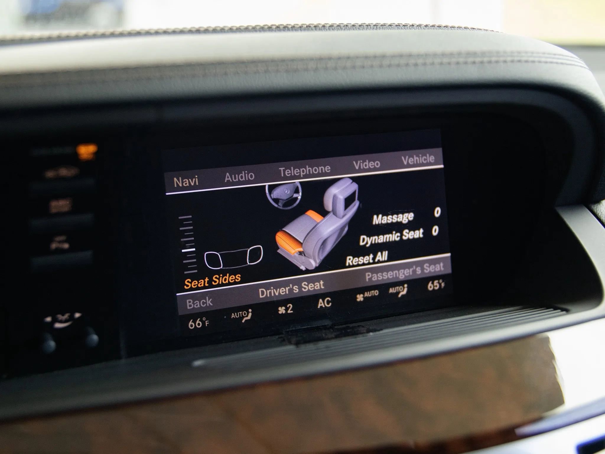 Used 2011 Mercedes-Benz S 63 AMG w/ AMG Performance Pkg image 39