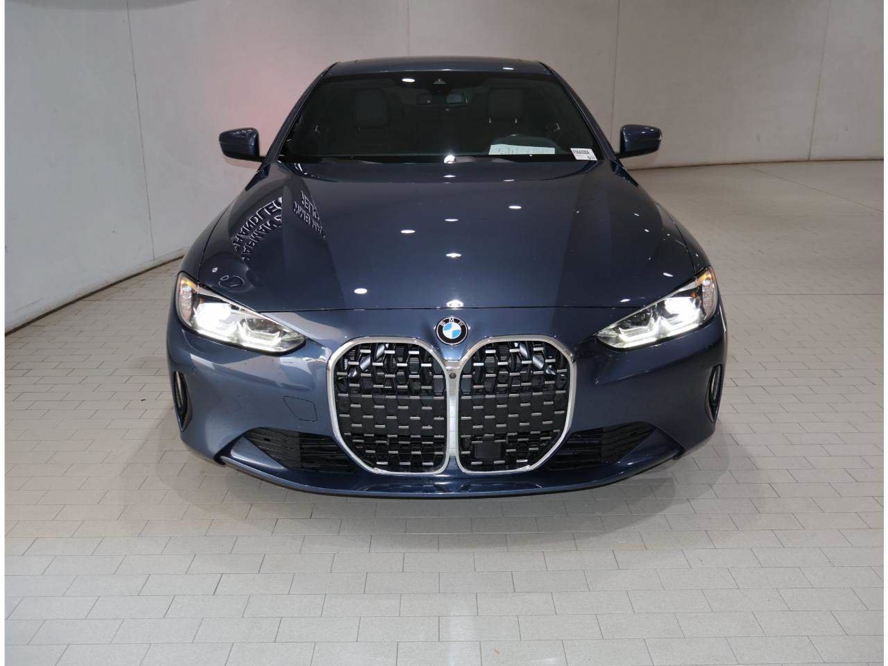Used 2021 BMW 430i Coupe w/ Premium Package RWD image 9