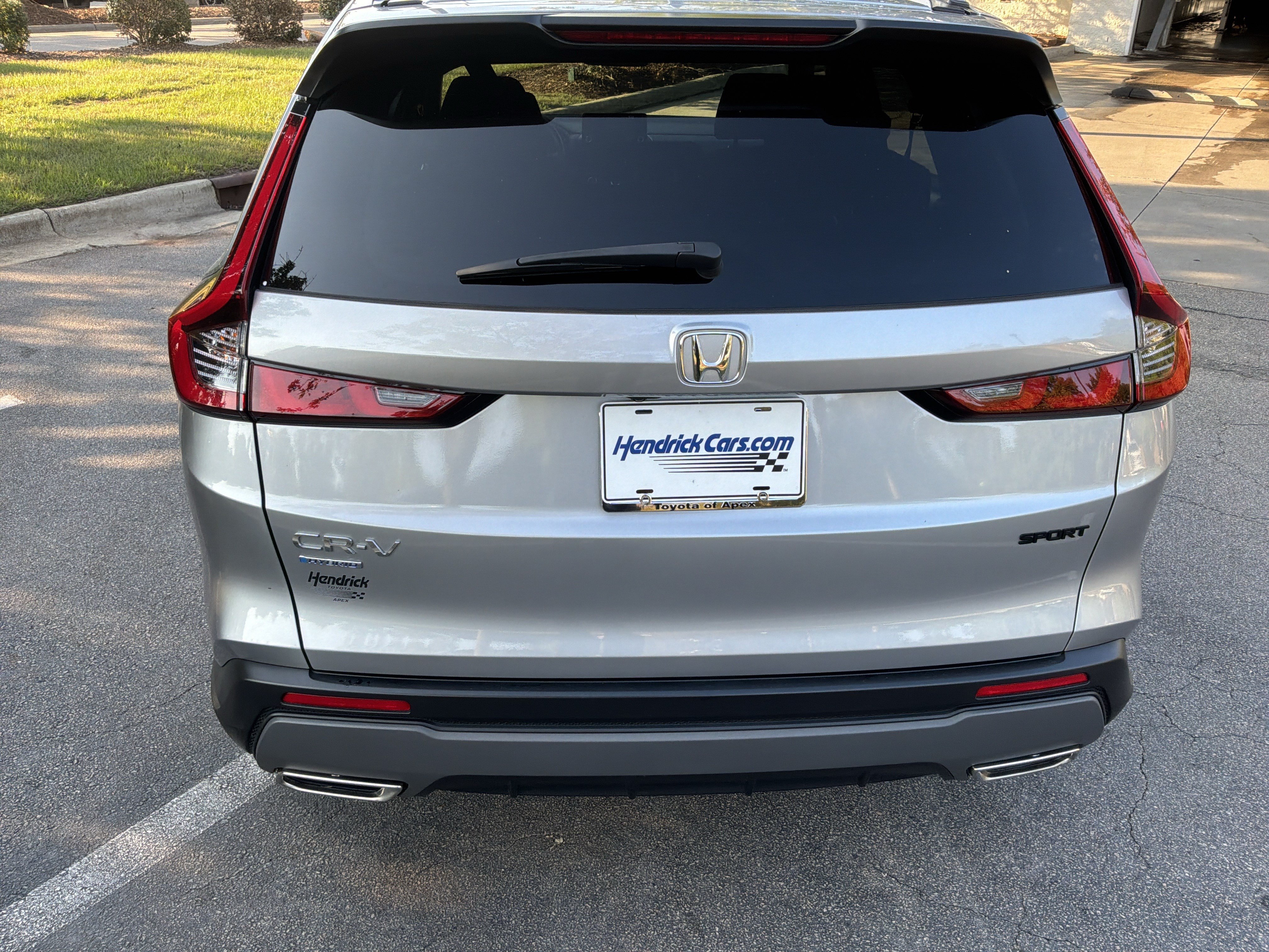 Used 2024 Honda CR-V Sport image 9