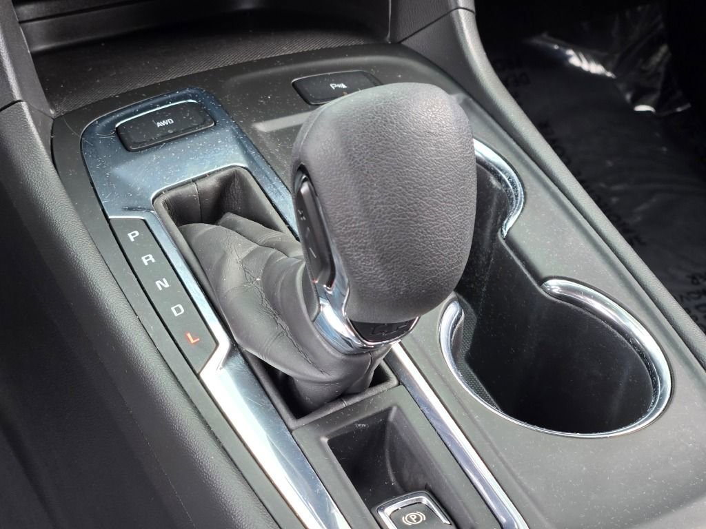 Used 2023 Chevrolet Equinox LT w/ Driver Convenience Package image 28