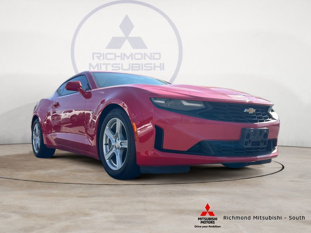 Used 2019 Chevrolet Camaro LT image 1
