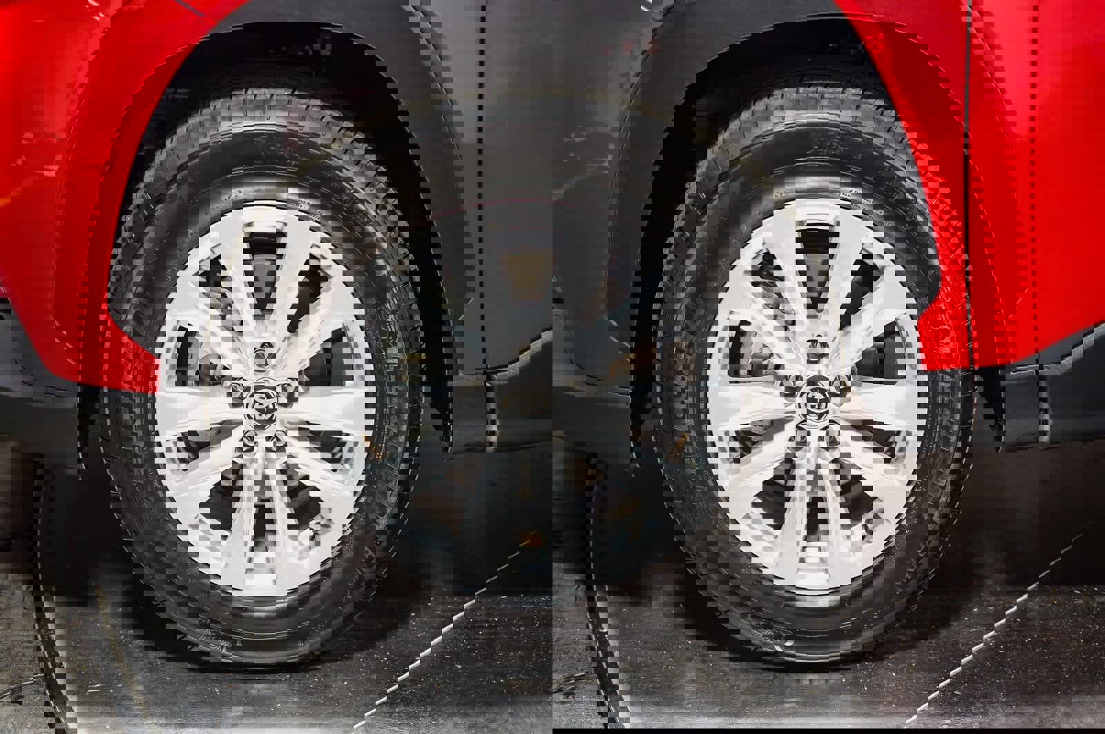 Certified 2026 Toyota Corolla Cross LE image 6